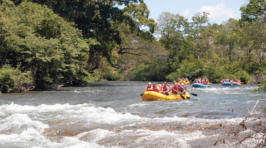 corobici river floating tenorio