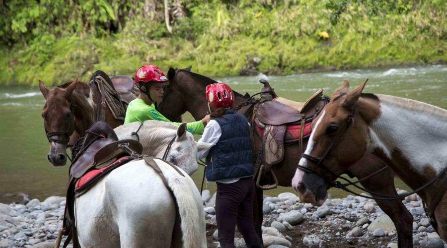 horsebackriding costarica