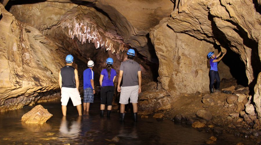 Venado Caves tour gudie