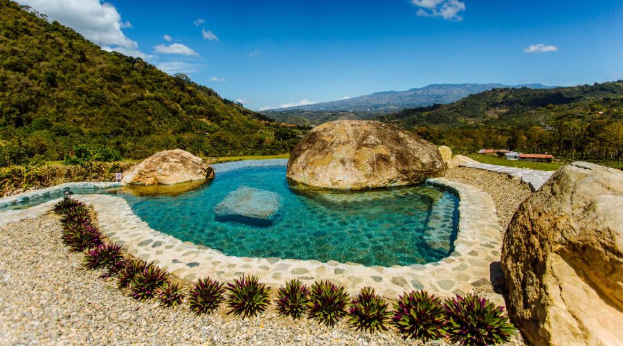 hacienda orosi springs pool
