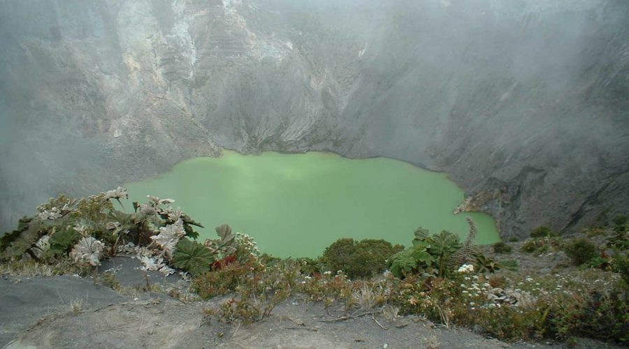 irazu volcano natural crater